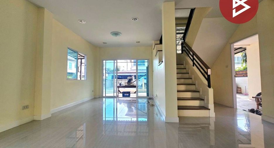 Haus zum Kauf mit 3 Zimmer in Lam Luk Ka, Pathum Thani