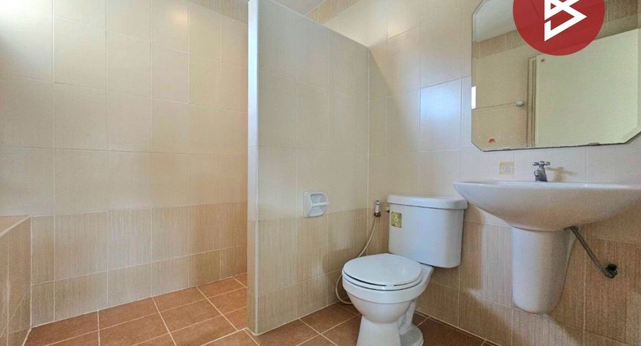 Haus zum Kauf mit 3 Zimmer in Lam Luk Ka, Pathum Thani