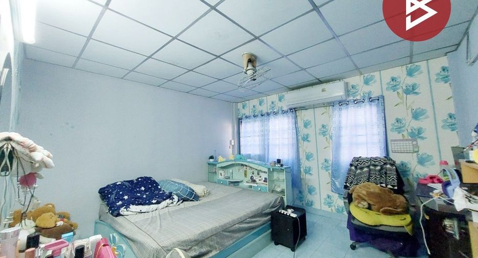 For sale 5 bedrooms townhouse in Thung Khru, Bangkok
