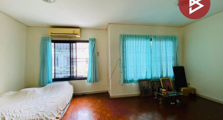 For sale 3 bedrooms townhouse in Bang Phli, Samut Prakan