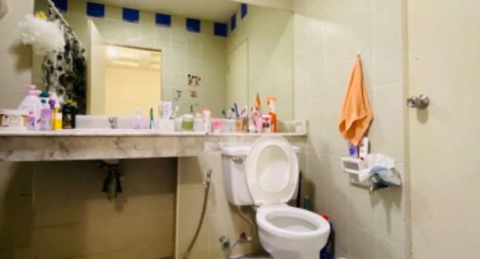 For sale 3 bedrooms townhouse in Bang Phli, Samut Prakan
