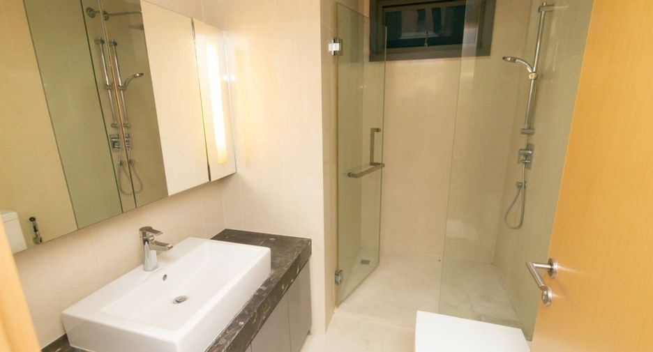 Wohnung zur Miete mit 2 Zimmer in Khlong Toei, Bangkok