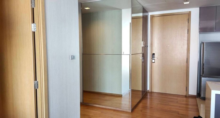 Wohnung zur Miete mit 2 Zimmer in Khlong Toei, Bangkok