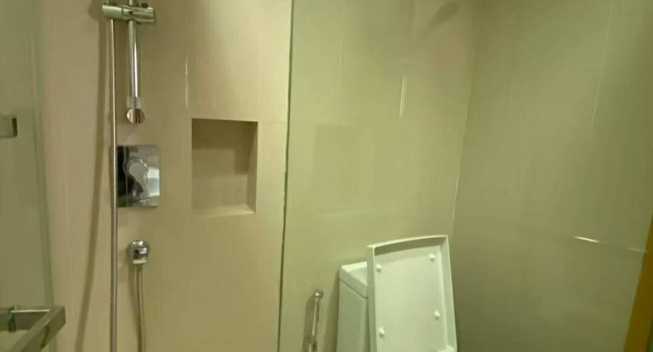 Wohnung zur Miete mit 2 Zimmer in Khlong Toei, Bangkok