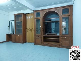 出租 3 卧室 独立屋 在 Din Daeng, 曼谷