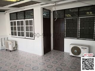 出租 3 卧室 独立屋 在 Din Daeng, 曼谷