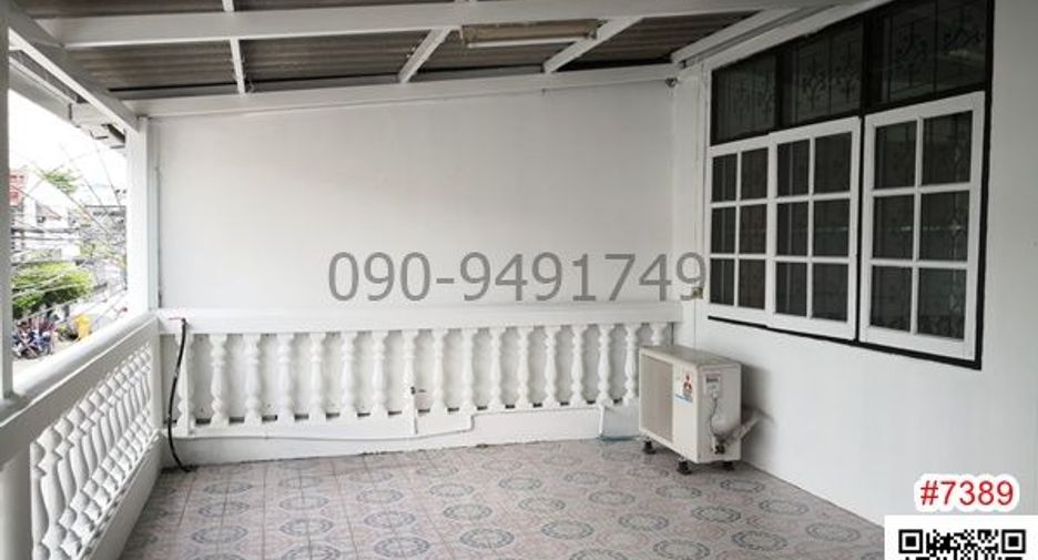 For rent 3 bedrooms house in Din Daeng, Bangkok