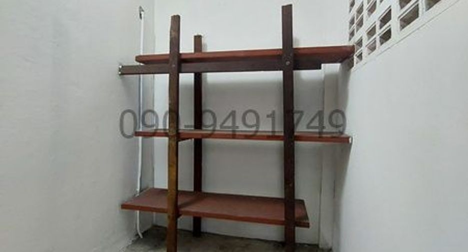 For rent 3 bedrooms house in Din Daeng, Bangkok