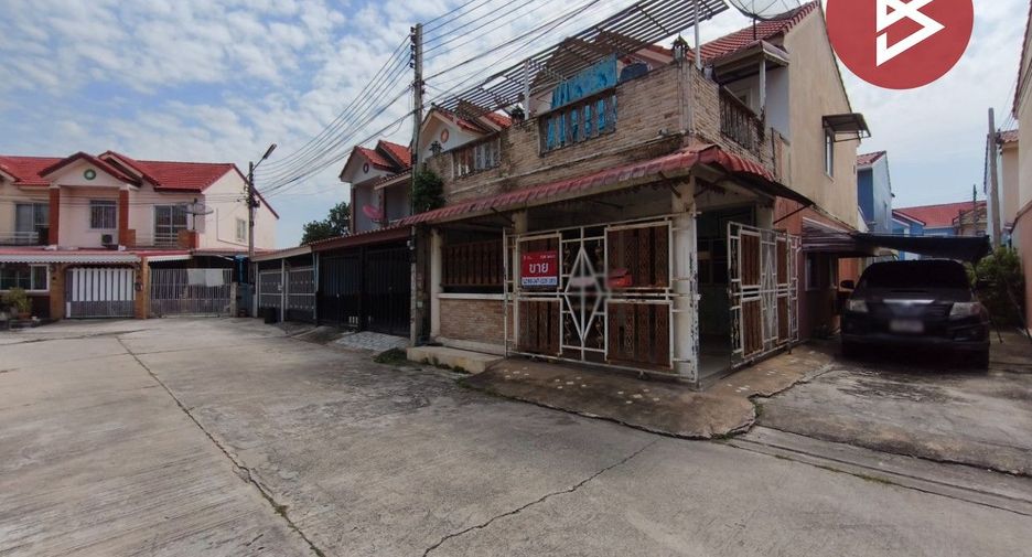 Reihenhaus zum Kauf mit 3 Zimmer in Mueang Nakhon Pathom, Nakhon Pathom