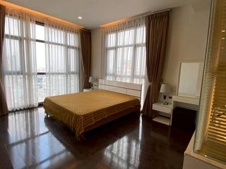 Condo en alquiler de 2 habitaciones en Khlong Toei, Bangkok