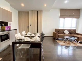 Condo en alquiler de 2 habitaciones en Khlong Toei, Bangkok