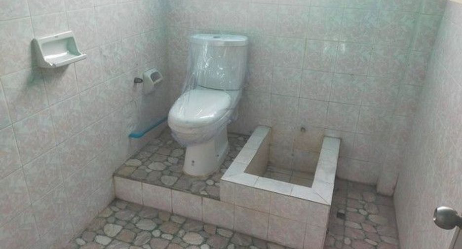 Gewerbefläche zum Kauf mit 1 Zimmer in Mueang Khon Kaen, Khon Kaen