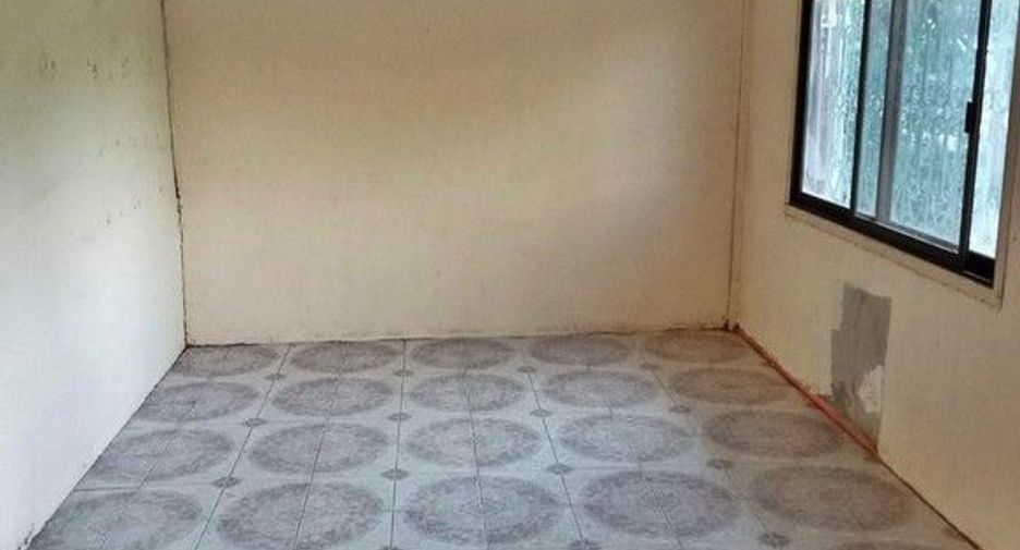 For sale 1 bed house in Taphan Hin, Phichit