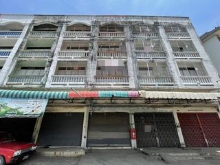 Local comercial en venta de 1 habitaciones en Bang Bua Thong, Nonthaburi