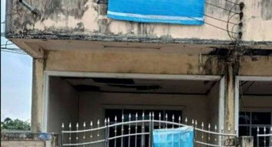 For sale 1 bed townhouse in Mueang Phatthalung, Phatthalung