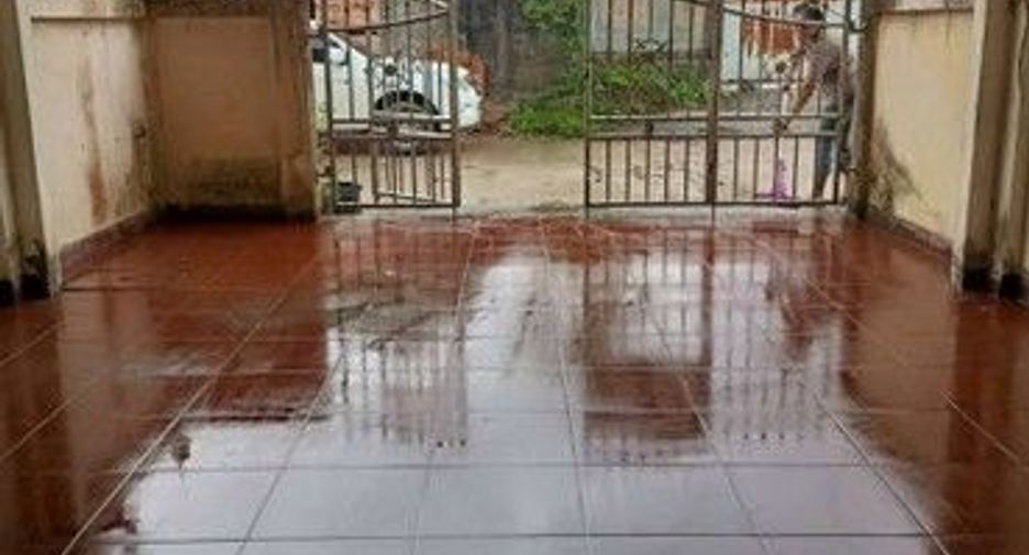 For sale 1 bed townhouse in Mueang Phatthalung, Phatthalung