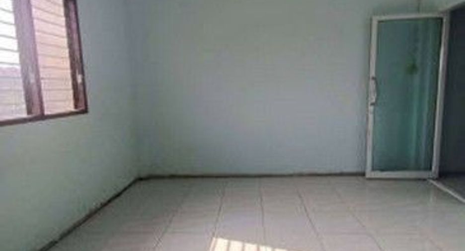 For sale 1 bed townhouse in Mueang Phatthalung, Phatthalung