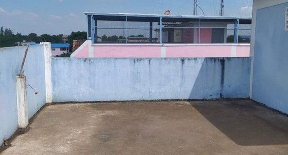 For sale 1 bed retail Space in Tha Tako, Nakhon Sawan