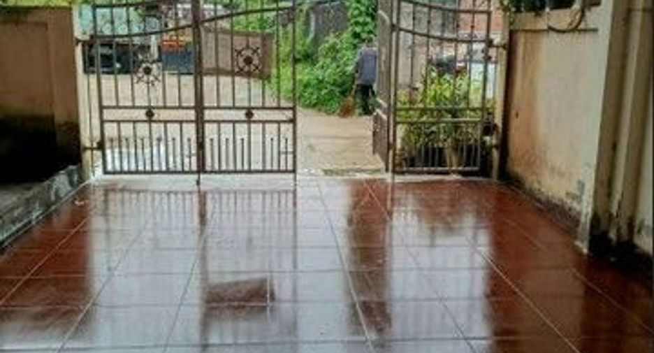 For sale 1 bed townhouse in Mueang Phatthalung, Phatthalung