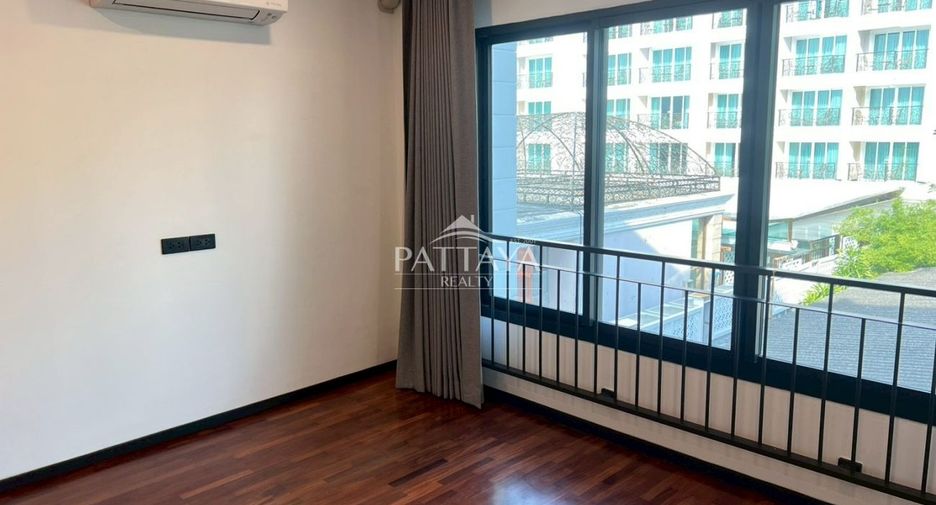 For sale 4 bedrooms condo in Bang Lamung, Chonburi