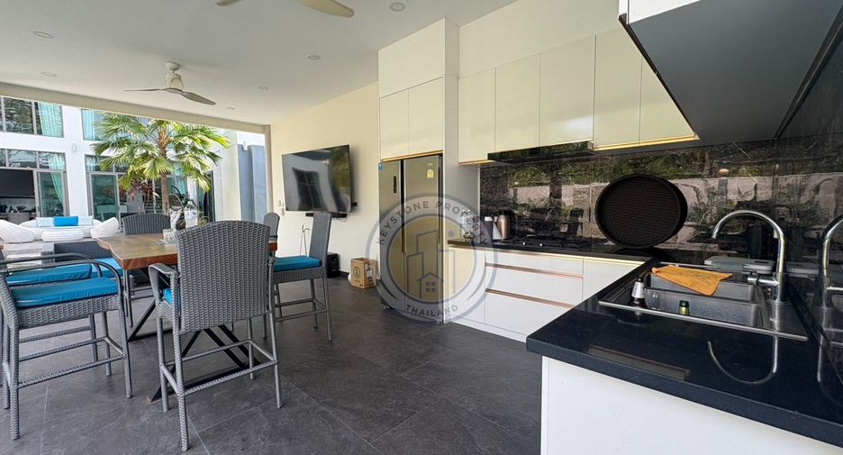 Villa zur Miete mit 7 Zimmer in East Pattaya, Pattaya
