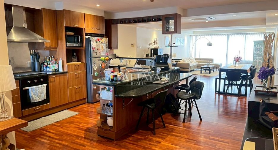 For rent 4 bedrooms condo in Bang Lamung, Chonburi