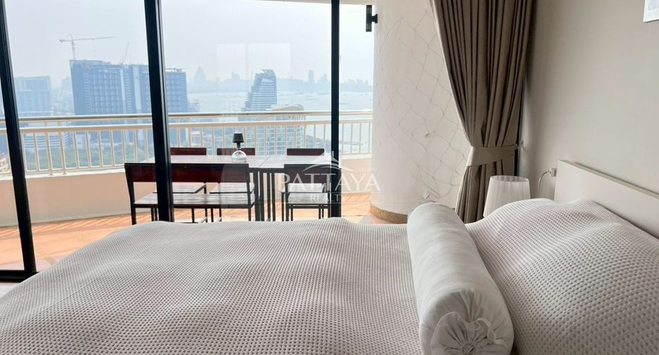 For rent 4 bedrooms condo in Bang Lamung, Chonburi