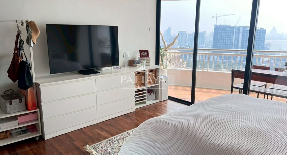 For rent 4 bedrooms condo in Bang Lamung, Chonburi