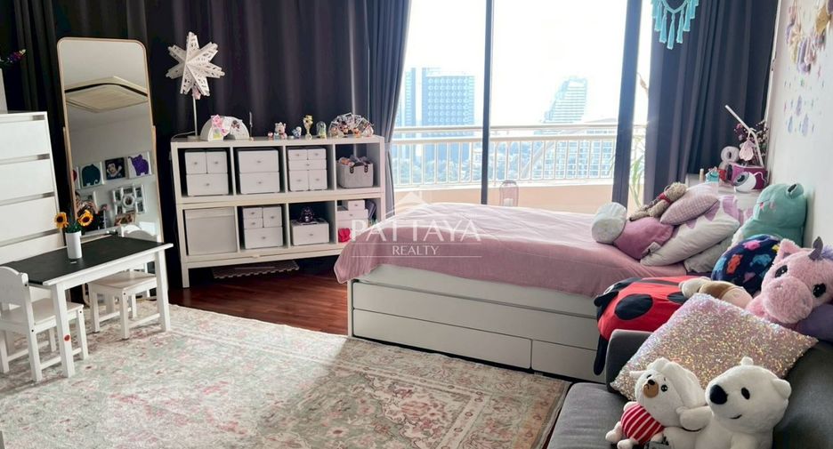 For rent 4 bedrooms condo in Bang Lamung, Chonburi