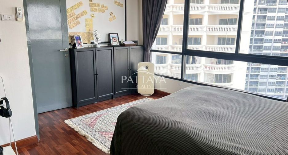 For rent 4 bedrooms condo in Bang Lamung, Chonburi