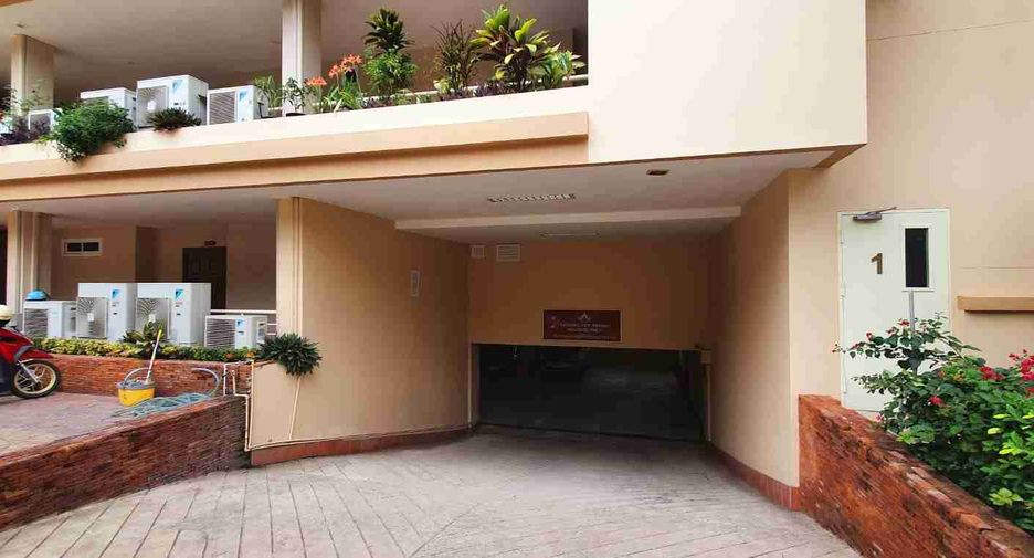 For sale 1 bed apartment in Bang Lamung, Chonburi