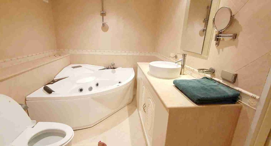 For sale 1 bed apartment in Bang Lamung, Chonburi