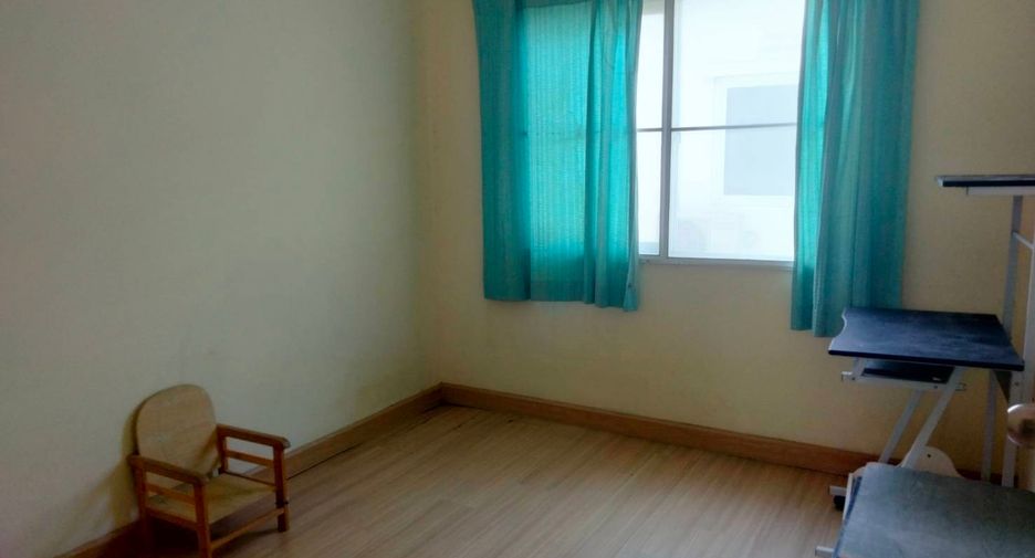 For sale 4 ベッドルーム townhouse in Bang Phli, Samut Prakan