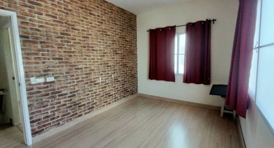 For sale 4 ベッドルーム townhouse in Bang Phli, Samut Prakan