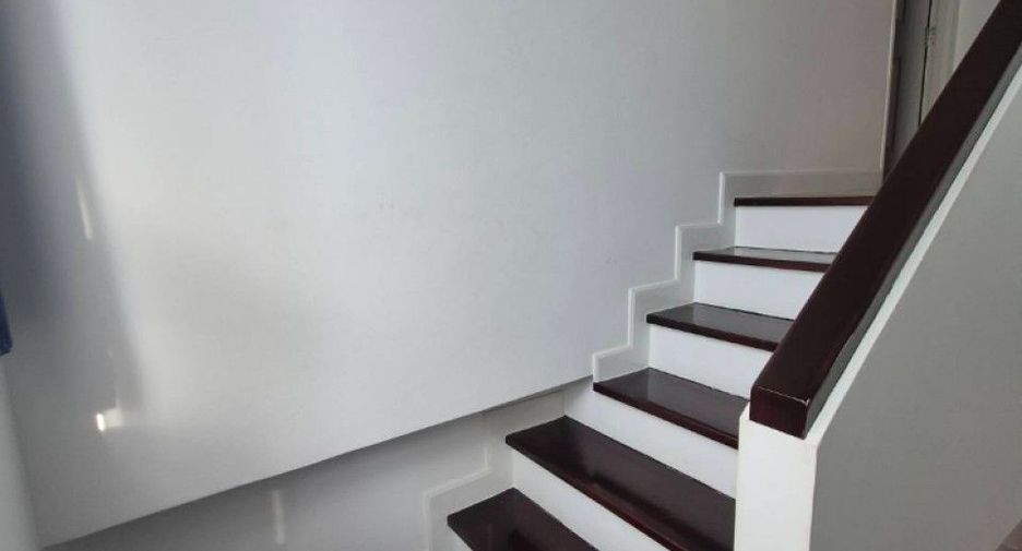 Продажа 3 спальни дом в Mueang Surat Thani, Сураттани