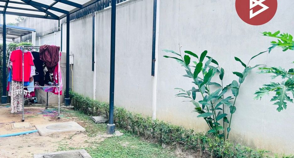For sale 4 bedrooms house in Mueang Nonthaburi, Nonthaburi