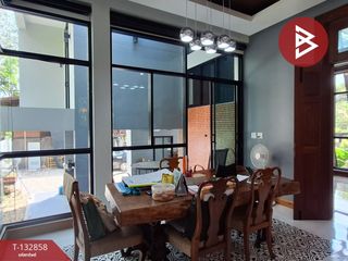 For sale 3 bedrooms house in Mueang Nakhon Si Thammarat, Nakhon Si Thammarat