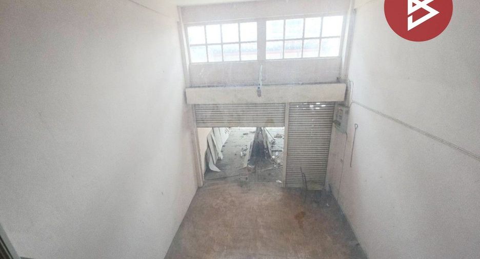 For sale 3 bedrooms retail Space in Bang Na, Bangkok