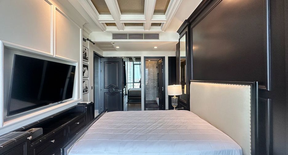 For rent 2 bedrooms condo in Watthana, Bangkok