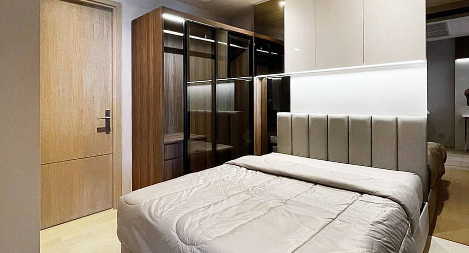 For rent 1 bed condo in Huai Khwang, Bangkok
