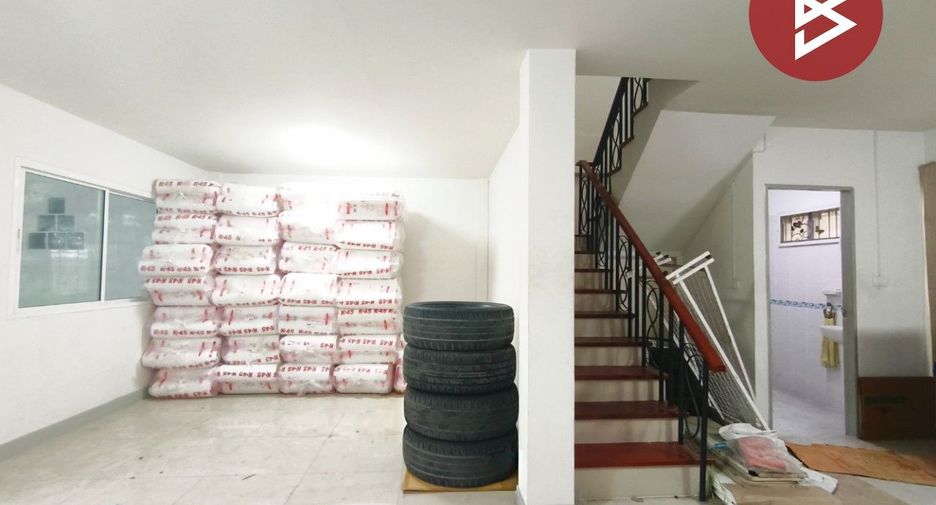 À vendre 3 chambres maison de ville à Mueang Samut Prakan, Samut Prakan