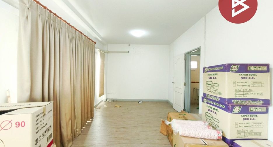 À vendre 3 chambres maison de ville à Mueang Samut Prakan, Samut Prakan