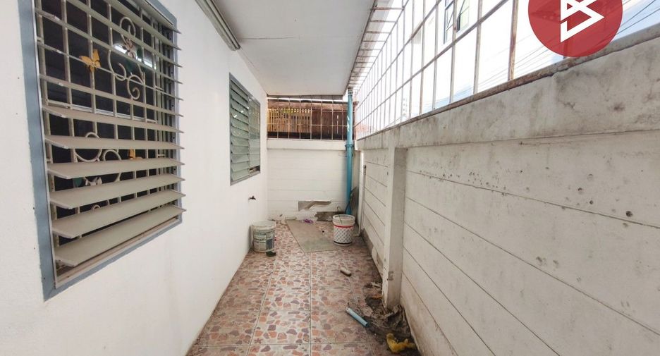À vendre 3 chambres maison de ville à Mueang Samut Prakan, Samut Prakan