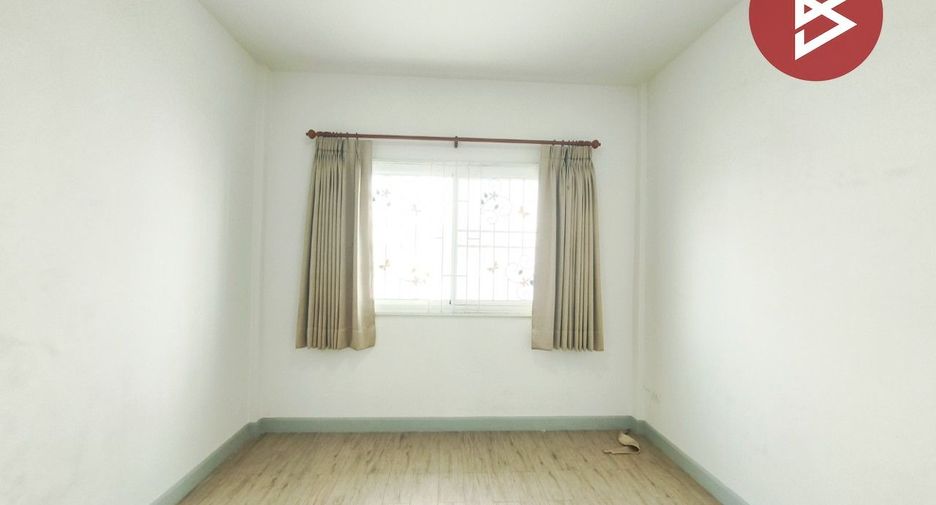 À vendre 3 chambres maison de ville à Mueang Samut Prakan, Samut Prakan