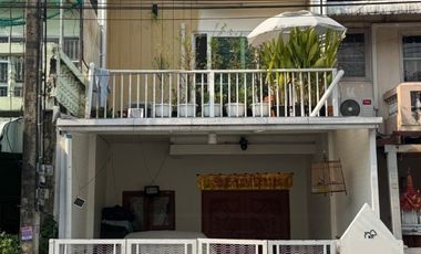 Reihenhaus zum Kauf mit 2 Zimmer in Lam Luk Ka, Pathum Thani