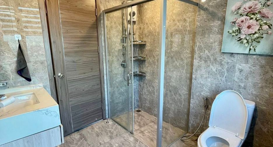 For sale 1 bed condo in Huai Khwang, Bangkok