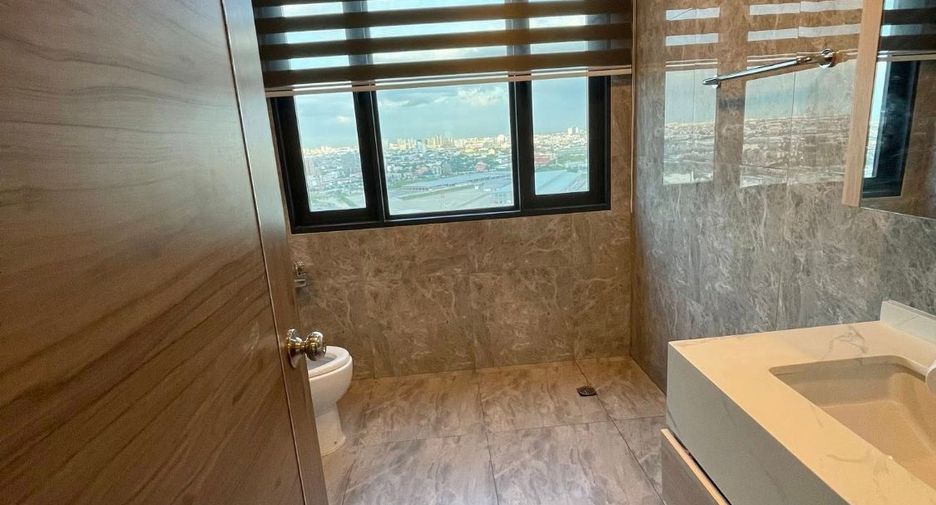 For sale 1 bed condo in Huai Khwang, Bangkok