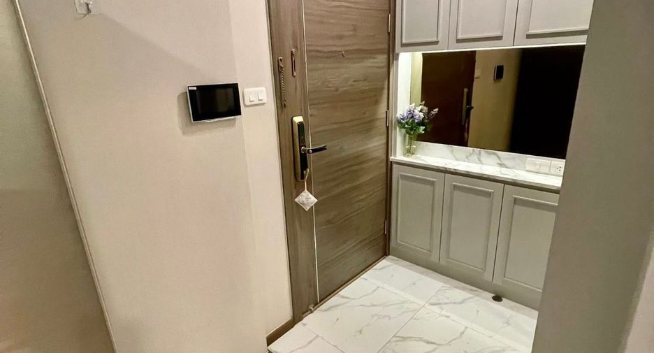 For sale 1 bed condo in Huai Khwang, Bangkok
