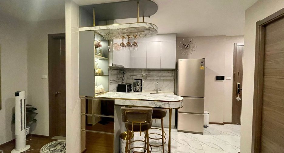For sale 1 bed condo in Huai Khwang, Bangkok