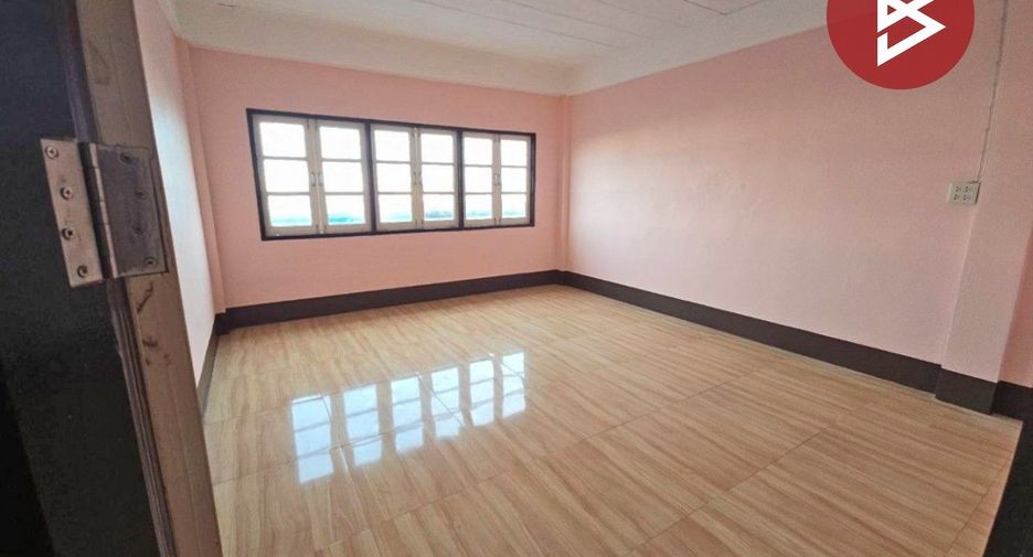 For sale 4 bedrooms retail Space in Mueang Samut Prakan, Samut Prakan